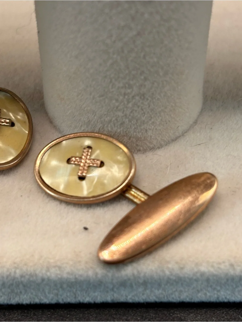 Art Deco Gilt Mother of Pearl Chain Cuff Links c1930 Fine Vintage Men's